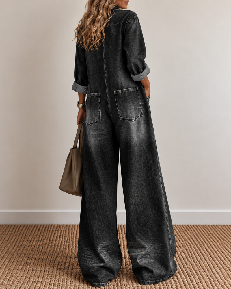Tuta in denim a camicia abbottonata con gambe larghe