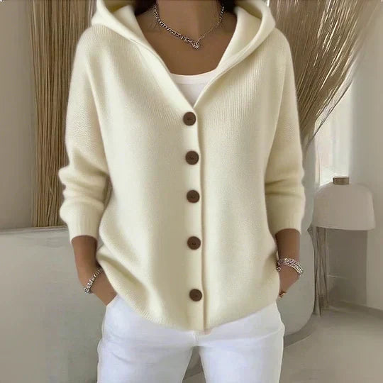 Veste en tricot avec capuche