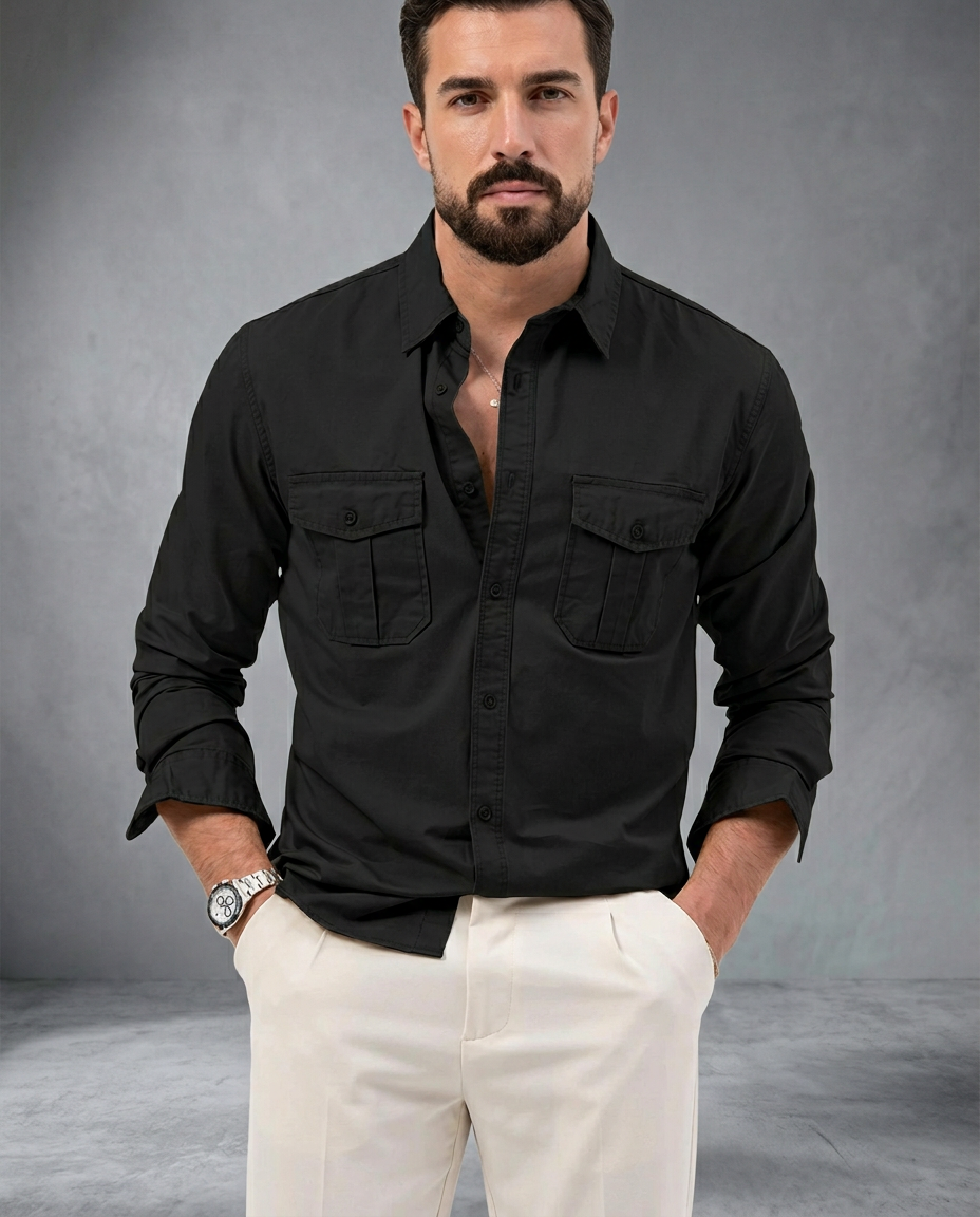 Camicia bianca con due tasche
