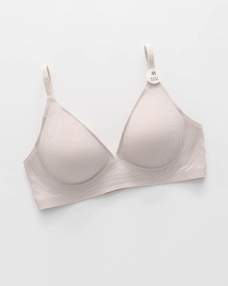 Soutien-gorge confort sans armatures à fines bretelles et décolleté en V profond