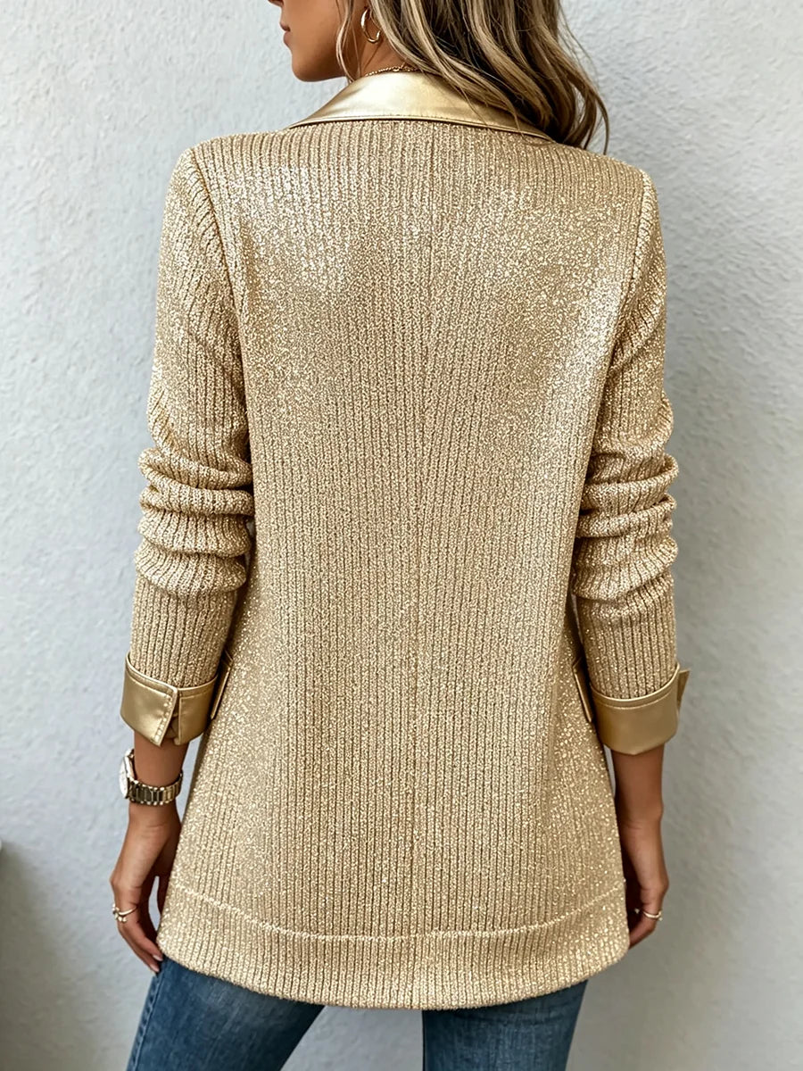 Blazer en maille dorée avec bordures en similicuir