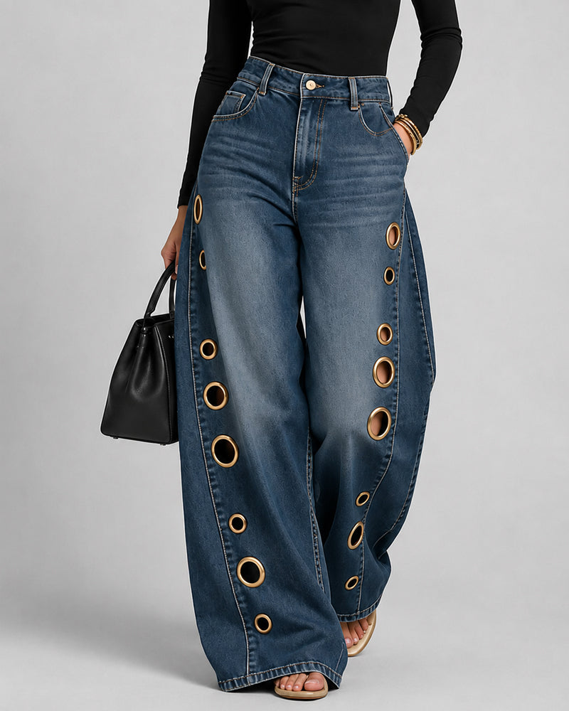 Jeans med vide ben, høyt liv og vask med metallmaljer