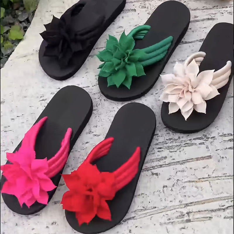 Blomstrete flip-flops for dame