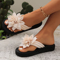 Blomstrete flip-flops for dame