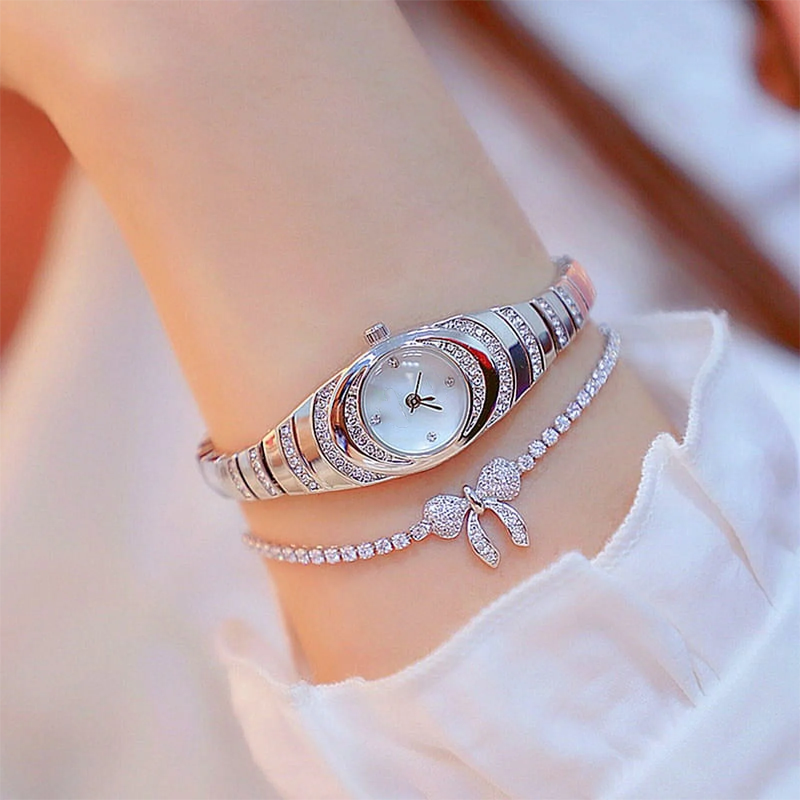 Orologio-bracciale con strass da donna