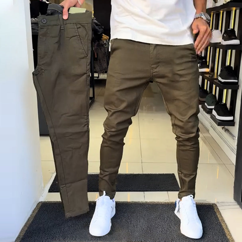 Pantalones casuales entallados para hombre