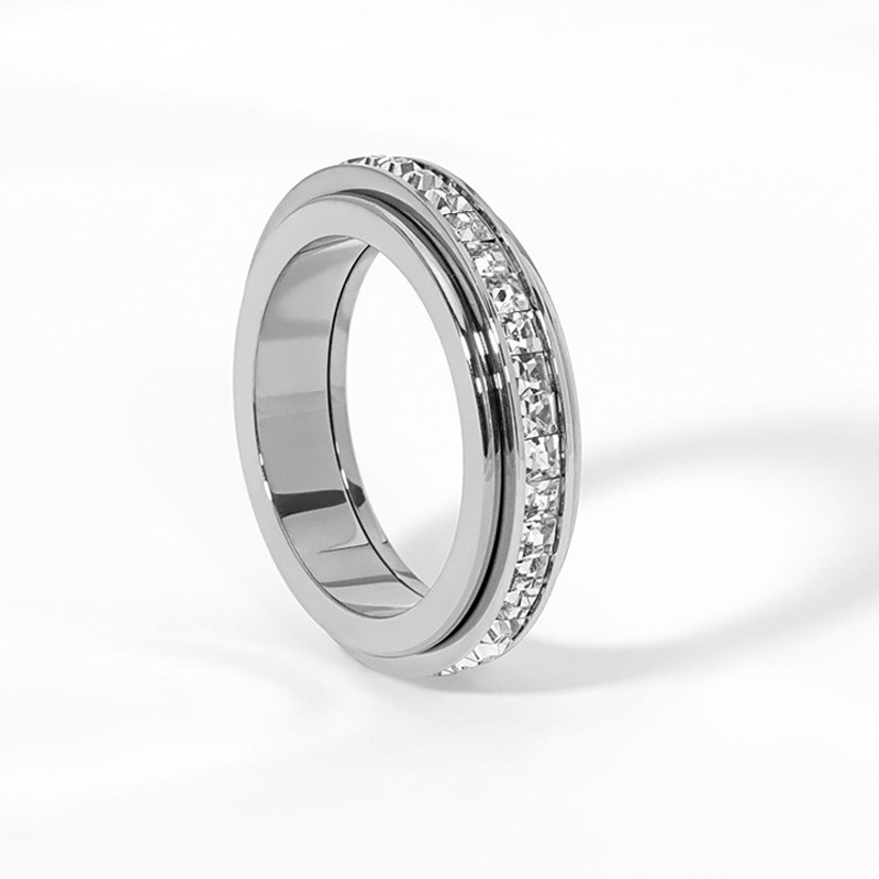 Bague tournante en acier titane avec zircone