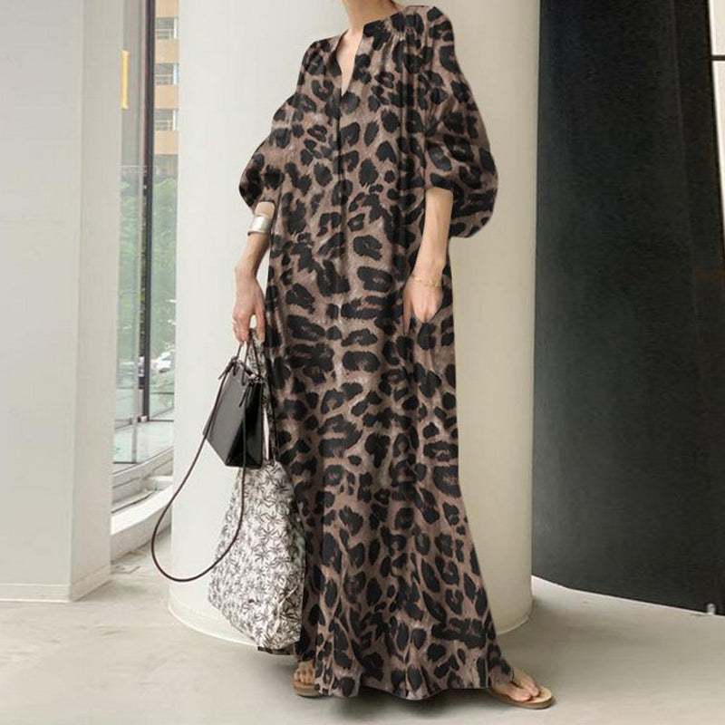 Vestit camiser ample llarg amb estampat de lleopard