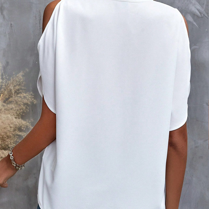 Camiseta monocromática elegante para mujer, cuello en V y hombros descubiertos