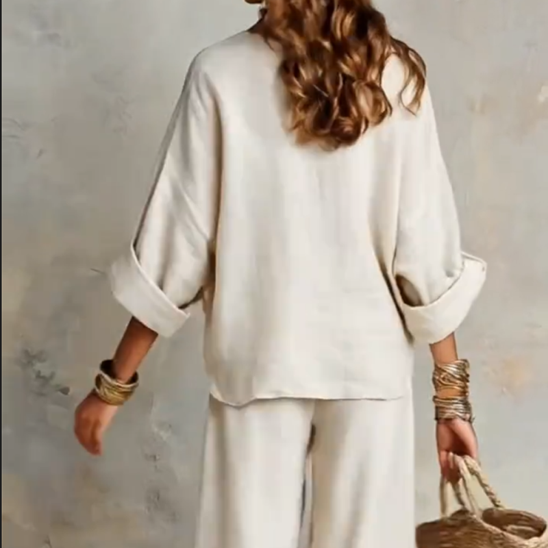 Conjunto de top con cuello en V y pantalón ancho