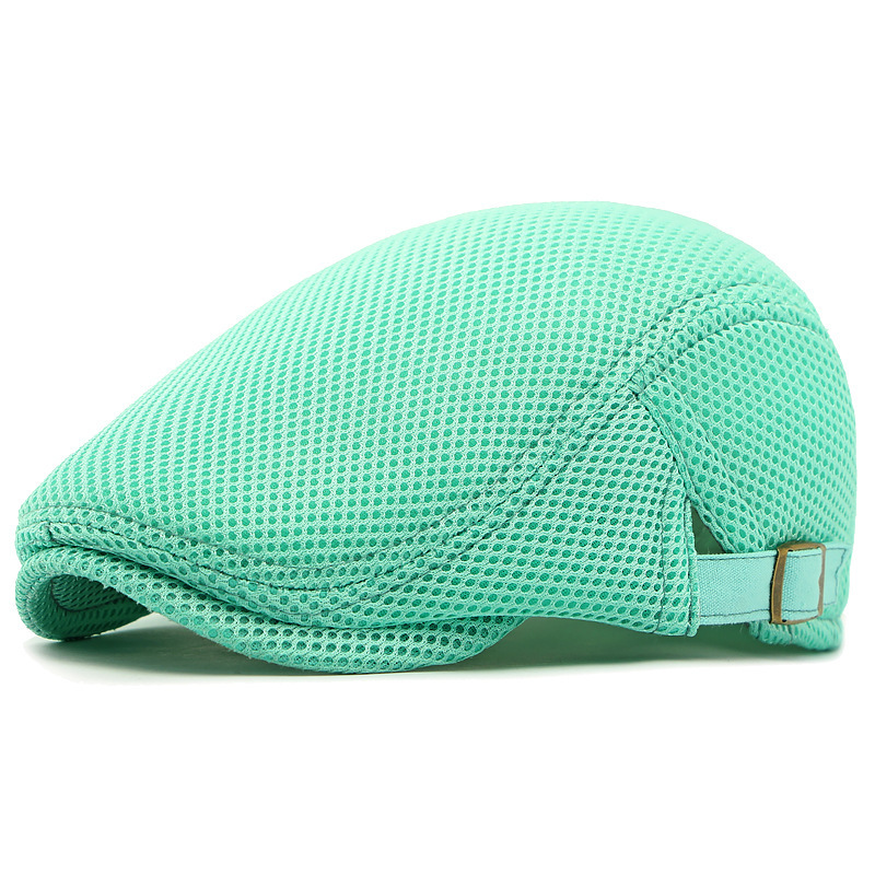 Gorra plana transpirable con correa ajustable