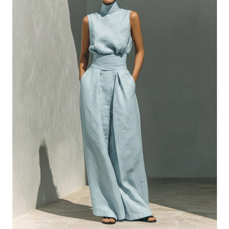 Completo con top corto e pantaloni fluidi a gamba larga