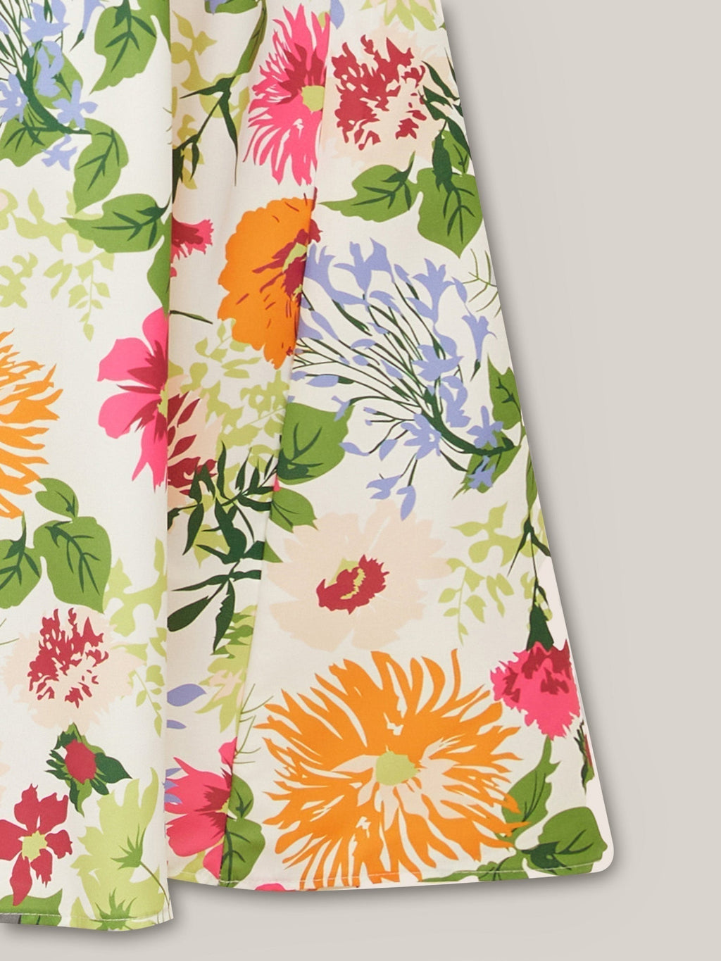 Vestit midi de flors, coll quadrat i gofrat, amb butxaques