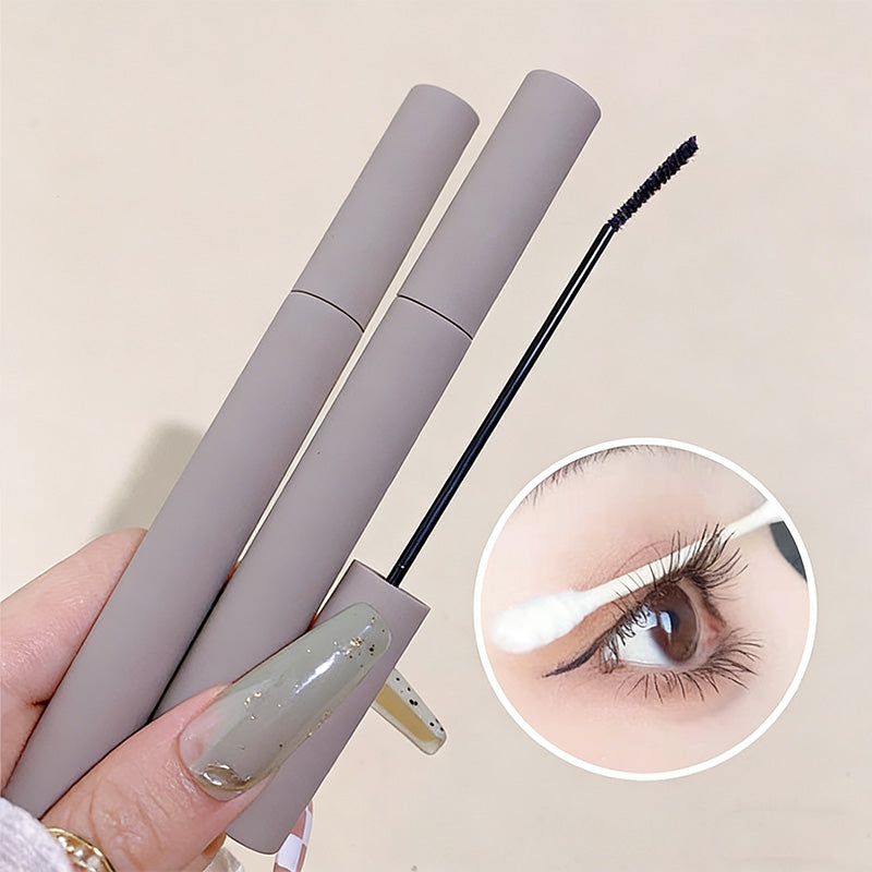Mascara à fibres longueur et courbe anti-traces