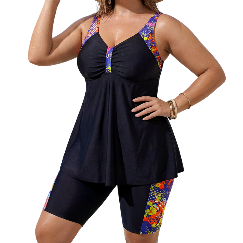 Banyador de dues peces: top ample i pantalons curts