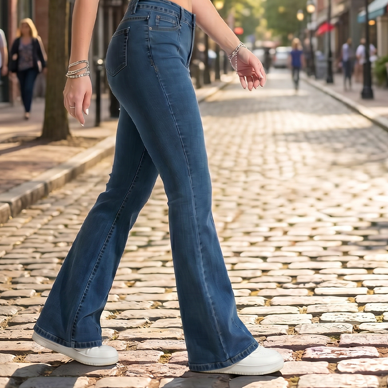 Stretch jeans med utsving og smal passform