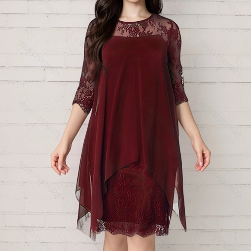 Vestit elegant de renda amb orllat asimètriu