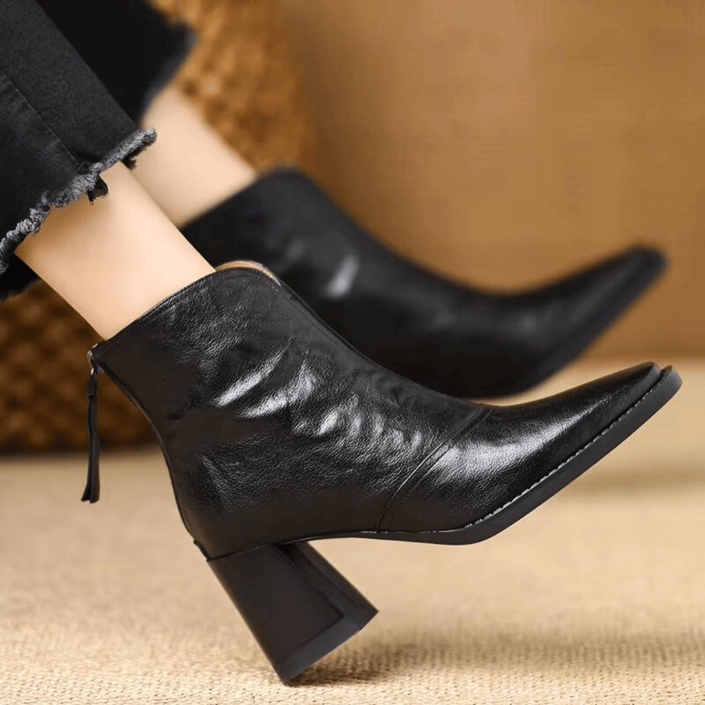 Bottes à talons en cuir