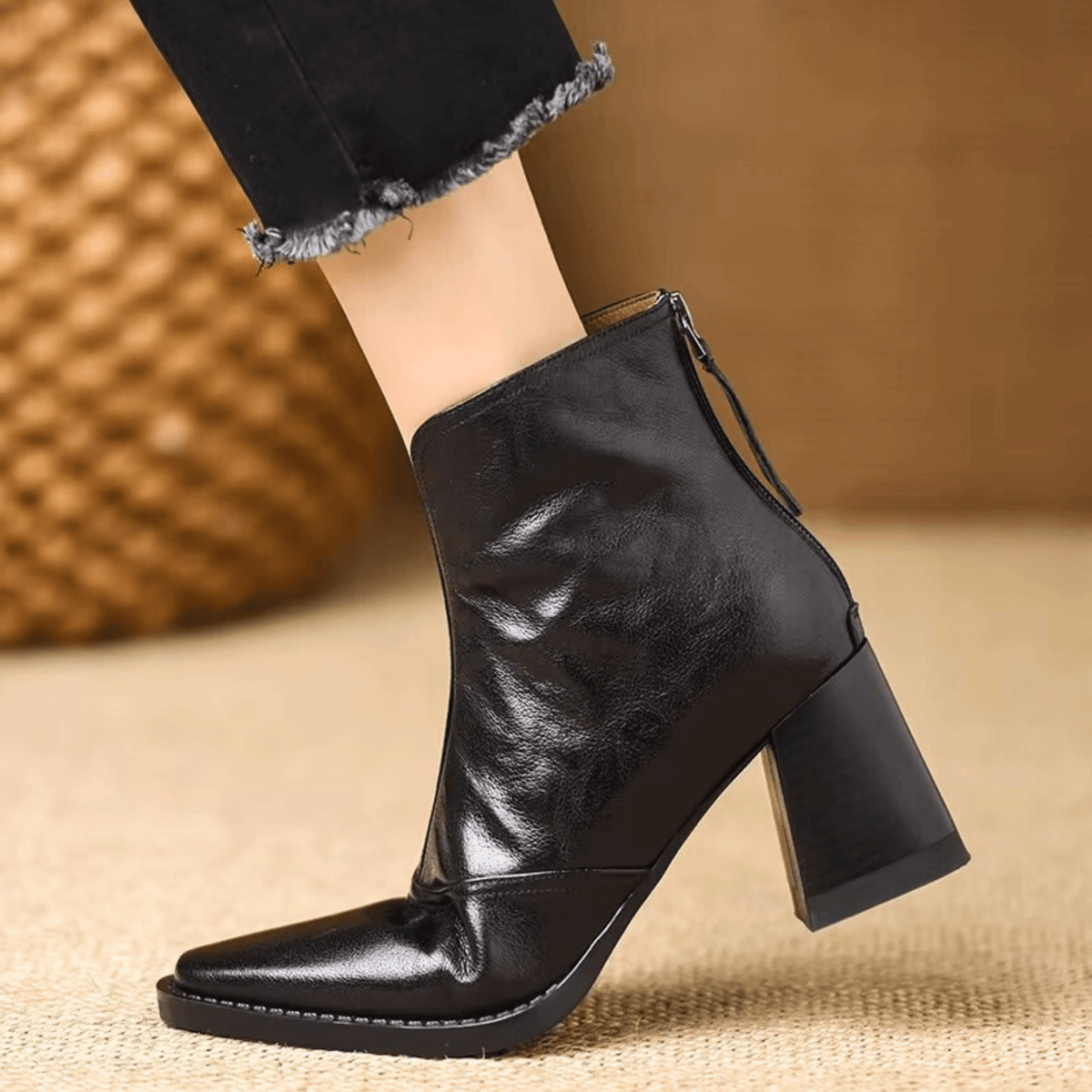 Bottes à talons en cuir