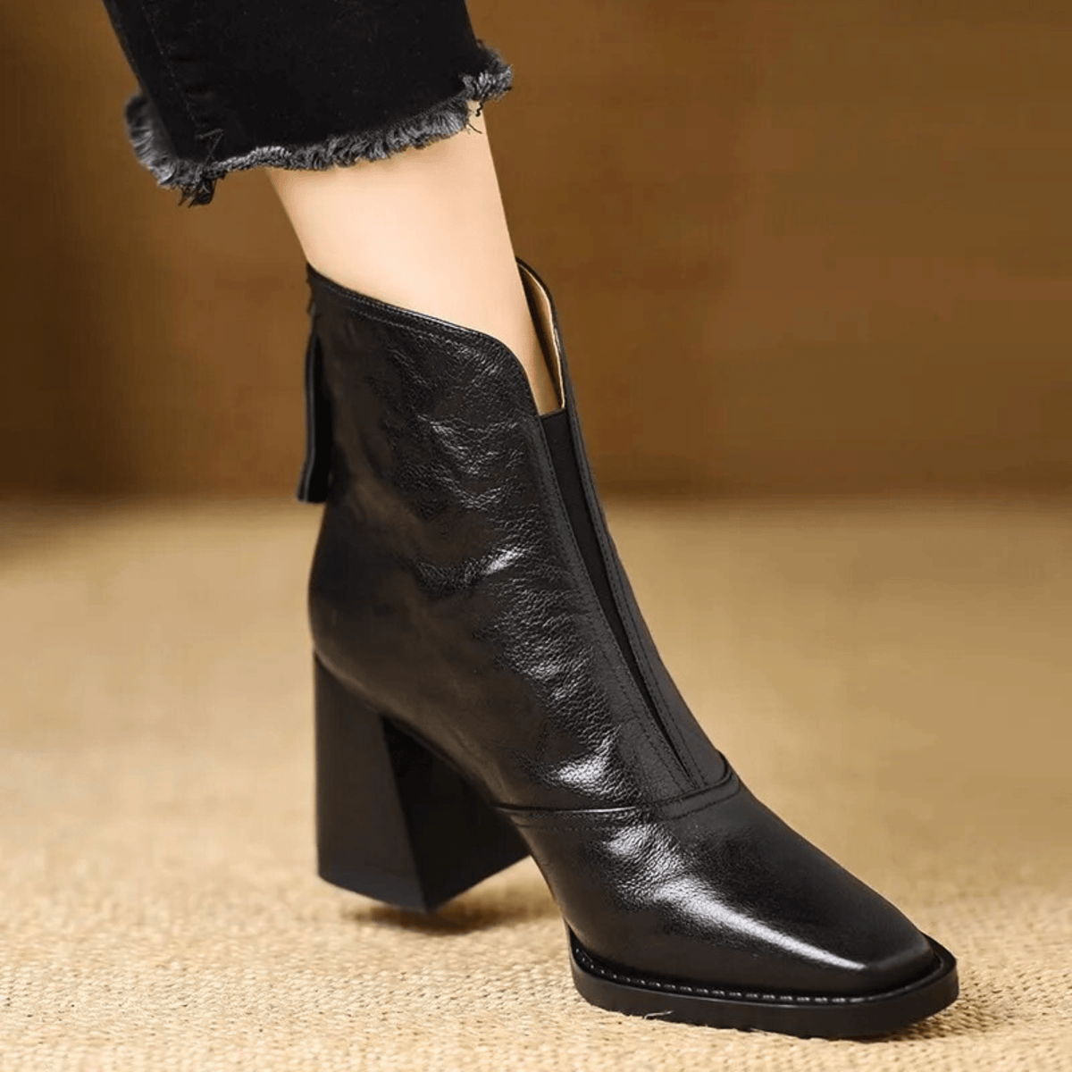 Bottes à talons en cuir