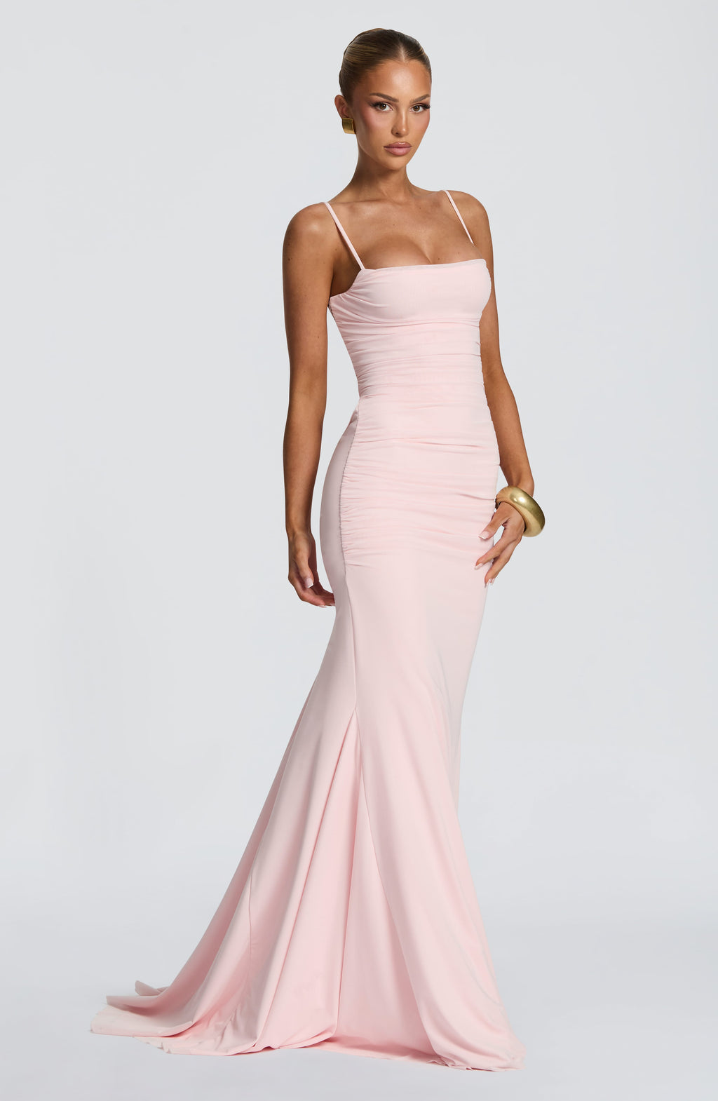Vestido largo con espalda descubierta