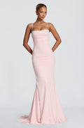 Vestido largo con espalda descubierta